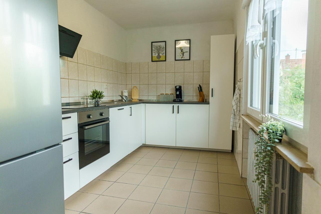 Grosszuegiges Apartment Mit Balkon Fuer Monteure Und Feriengaeste Dillingen an der Saar Buitenkant foto