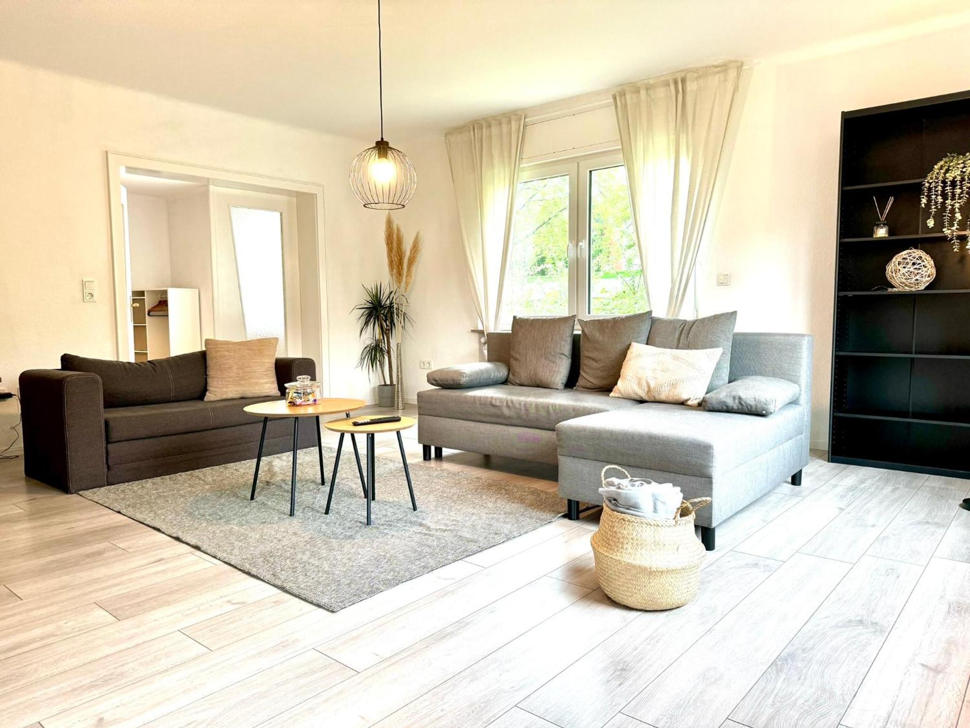 Grosszuegiges Apartment Mit Balkon Fuer Monteure Und Feriengaeste Dillingen an der Saar Buitenkant foto
